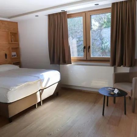 Bella Vista Hotel 3*