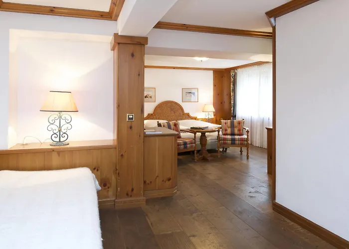 Bella Vista Hotel 3*