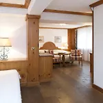 Bella Vista מלון 3*