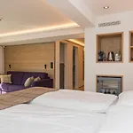 Bella Vista 3* צרמט